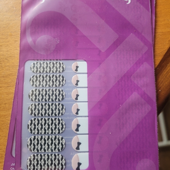 Jamberry Nail Wraps - Picture 5 of 9